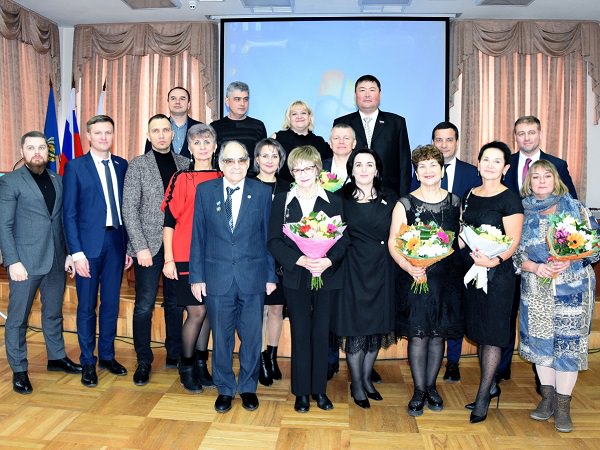 Профессор АГУ Давид Тёплый награждён медалью «Слава Астрахани»